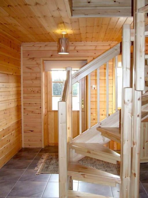 Red Squirrel Log Cabin With Hot Tub Keith Exterior foto